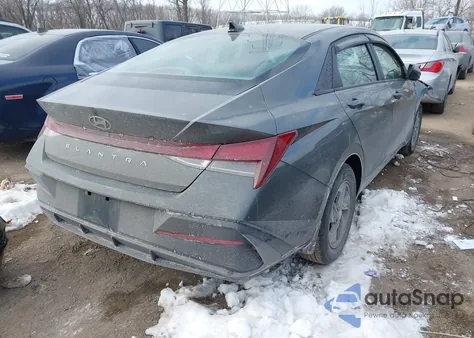 2024 Hyundai Elantra Se z USA, uszkodzony, nr VIN KMHLL4DG2RU765215